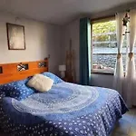 Amplia Y Acogedora Casa En El Centro De La Ciudad